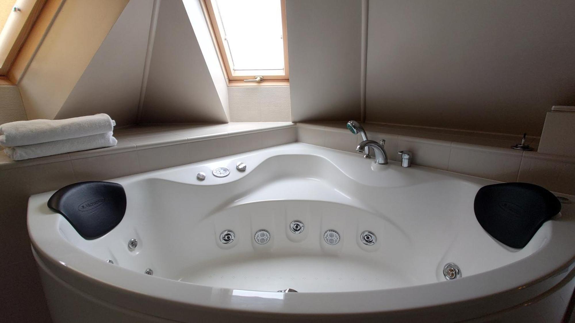 Guesthouse Četri Vēji Turkalne Extérieur photo